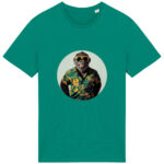 14 Realistic Happy Beachboy Gorilla – pineapple
